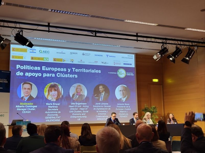 i+porc Cluster español de productores de ganado porcino V Congreso de Industria Conectada y en el X Congreso Nacional de Clústeres y Agrupaciones Innovadoras