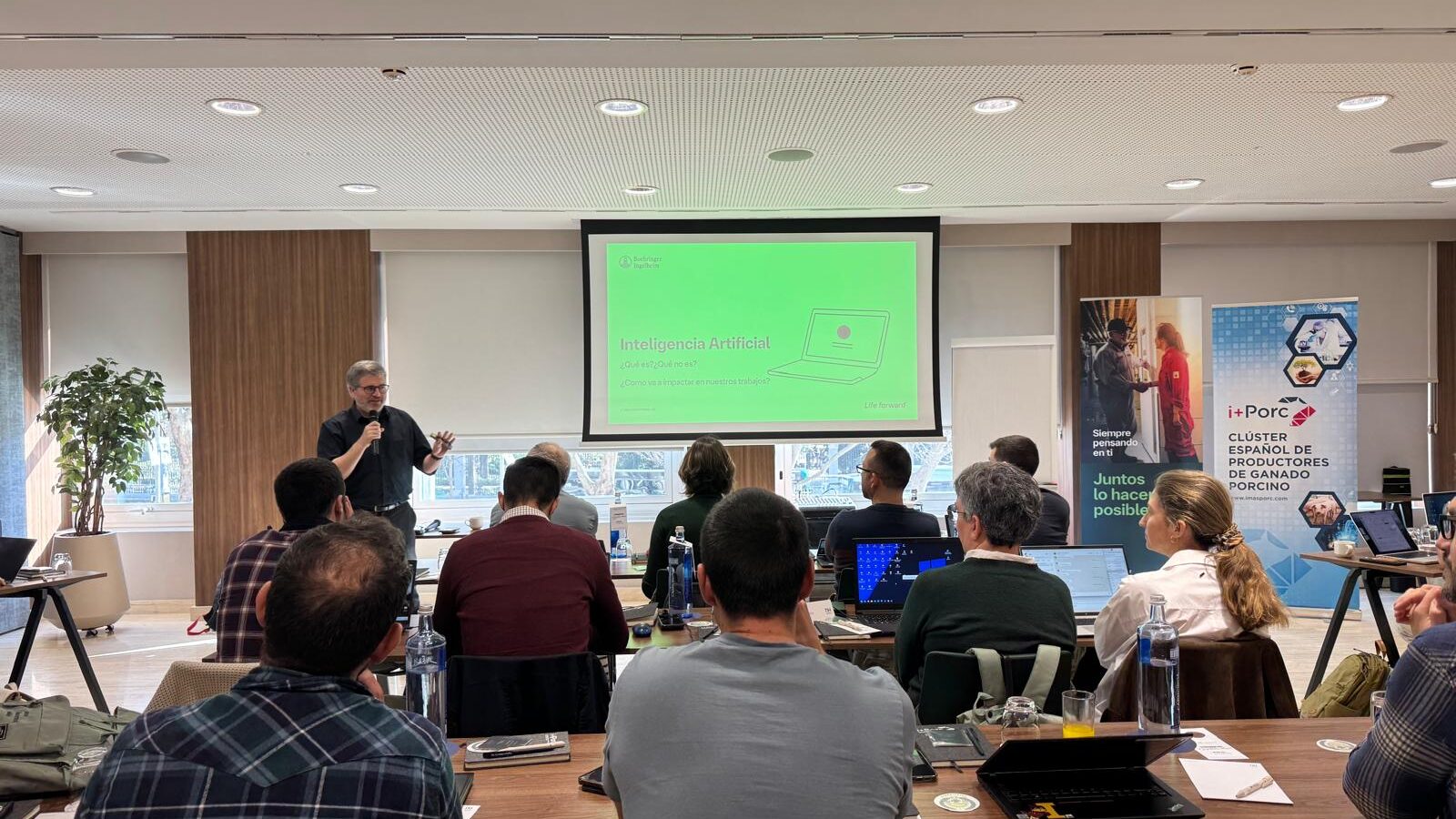 i+porc Cluster español de productores de ganado porcino i+porc Cluster español de productores de ganado porcino